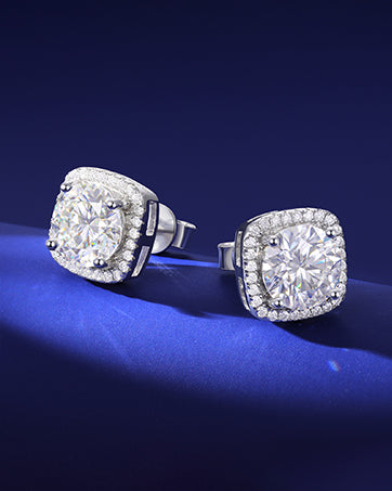 fülbevaló, ezüst, moissanite kővel, 925 ezüst részlettel, díszített foglalattal, oldalnézetben