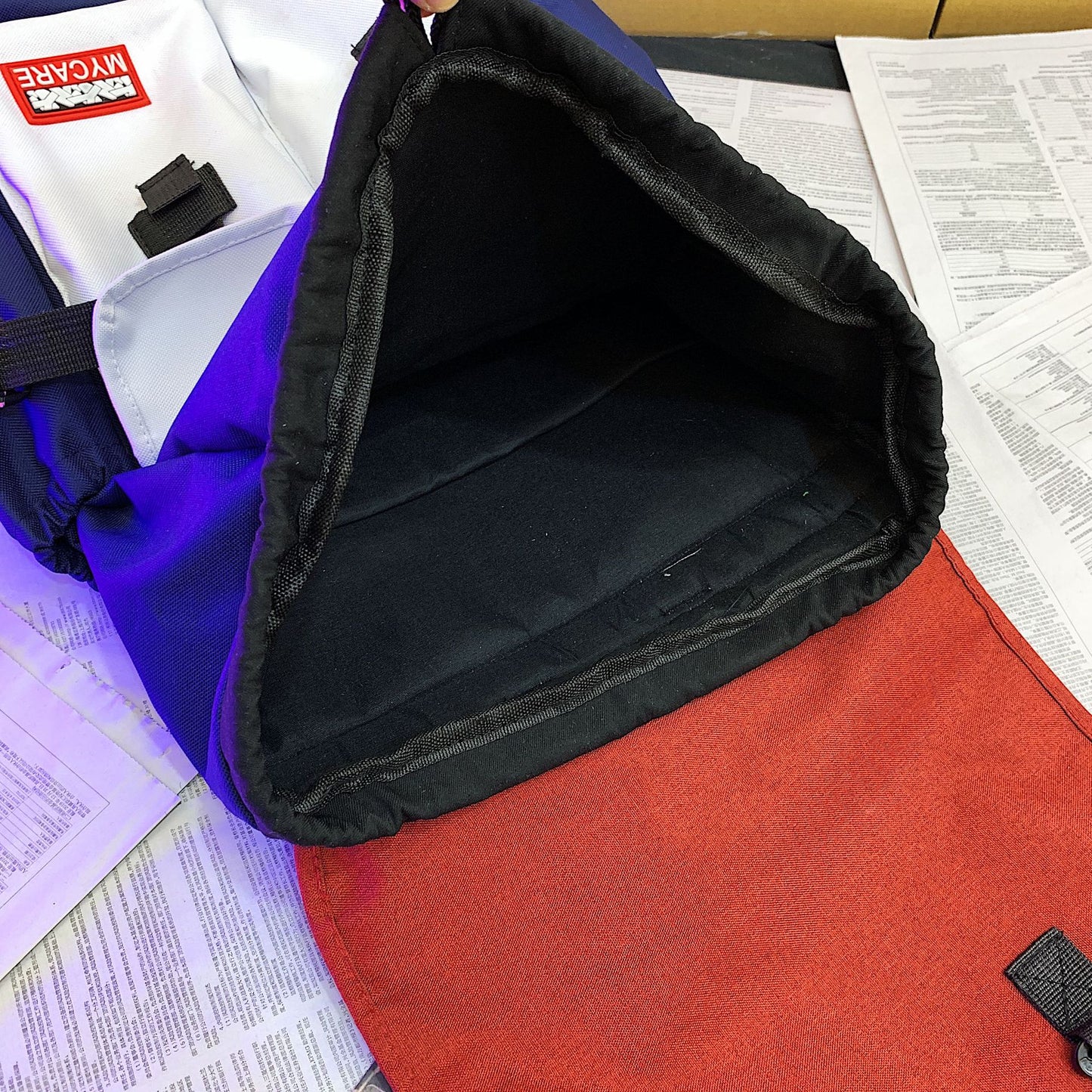 Dollcini Rucsac Universitar – Rezistent la Apă, Ergonomic și Durabil pentru Studenți