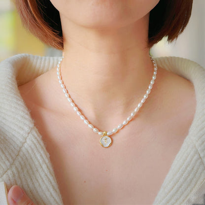 Dollcini Pearl Bead Necklace with Flower Pendant – Rose or Tulip