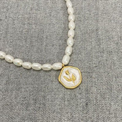 Dollcini Pearl Bead Necklace with Flower Pendant – Rose or Tulip