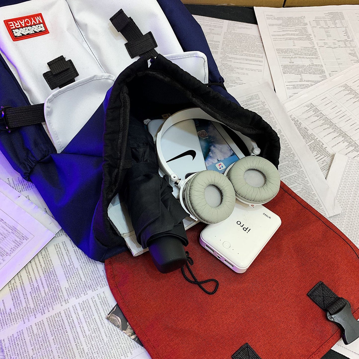 Dollcini Rucsac Universitar – Rezistent la Apă, Ergonomic și Durabil pentru Studenți