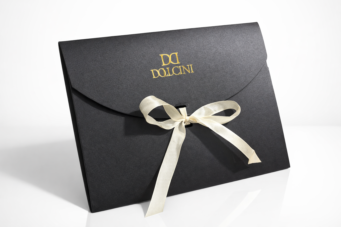 Dollcini, Eșarfă din satin pentru femei – model paisley 70×70 cm